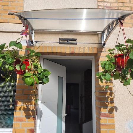 Cosy Room + Breakfast 20 Mn From Epernay 韦尔蒂 外观 照片