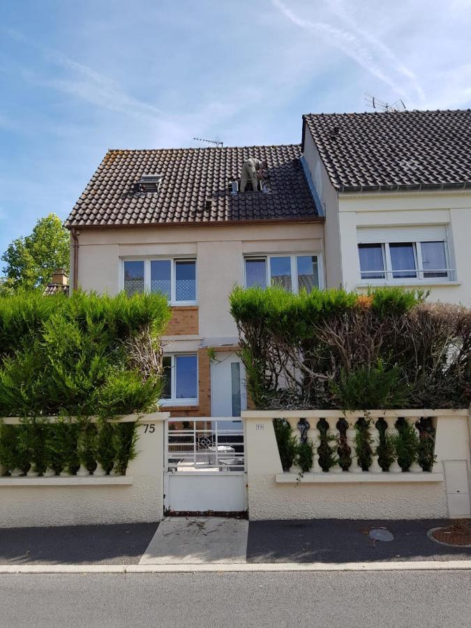 Cosy Room + Breakfast 20 Mn From Epernay 韦尔蒂 外观 照片