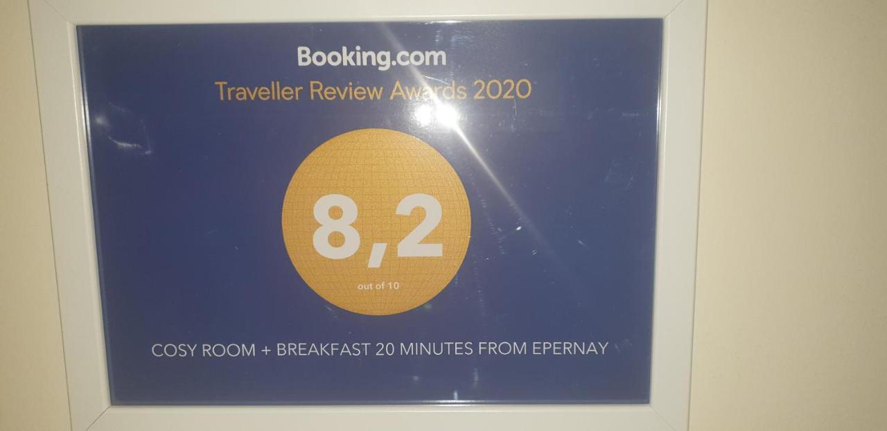Cosy Room + Breakfast 20 Mn From Epernay 韦尔蒂 外观 照片